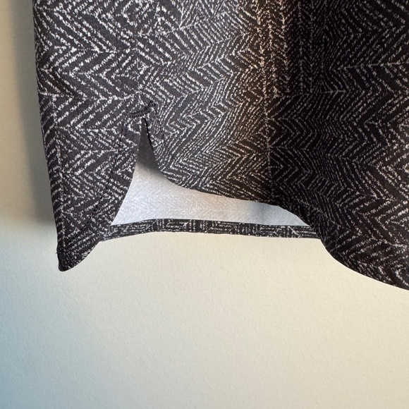 Tuff Athletics Women's Athletic Performance Skort Herringbone Pattern Gray Large - Picture 2 of 11